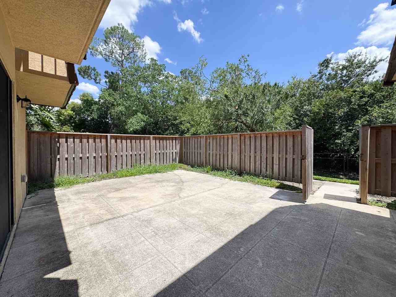 5342 Bamboo Ct - Photo 2 of 25