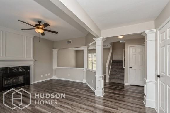 1404 Sagestone Ct - Photo 4 of 19
