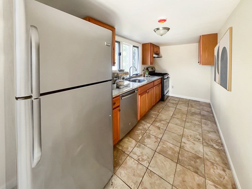 223 Main St #2 - Photo 6 of 20