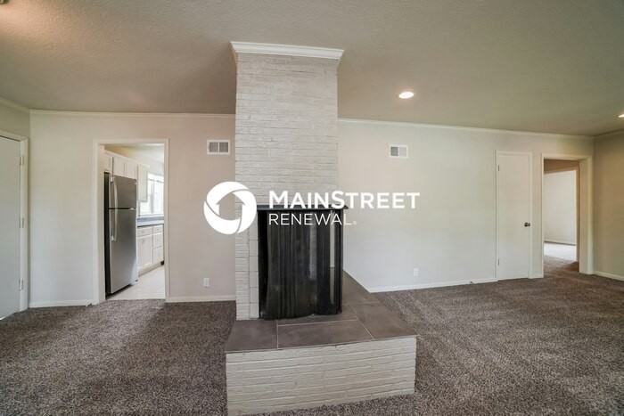 4909 Norwood Ave - Photo 3 of 17