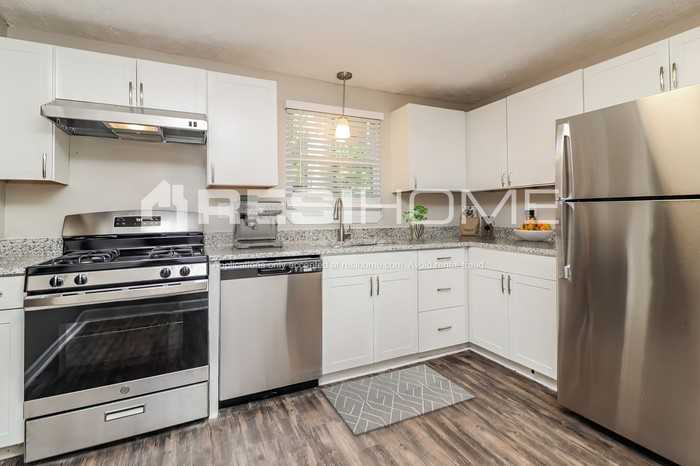 4750 White Oak Trl - Photo 2 of 18