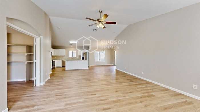 12834 W Sweetwater Ave - Photo 4 of 29