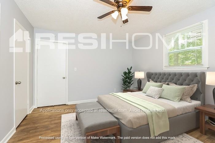 548 Bragg Ave - Photo 6 of 16