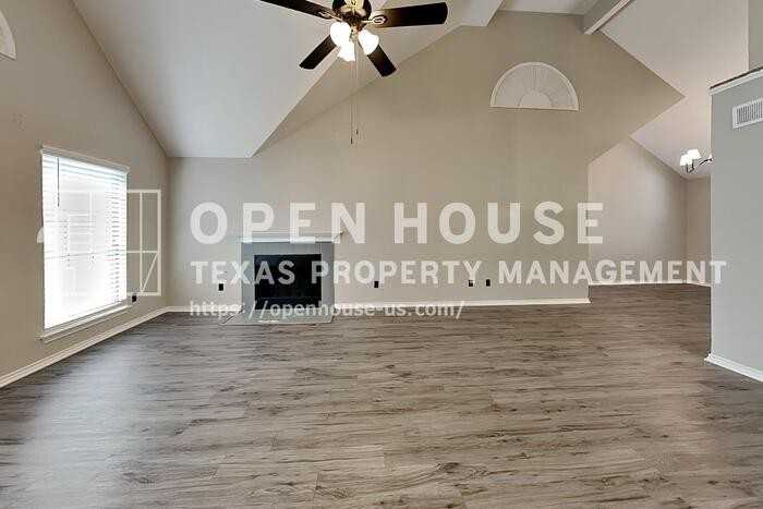 4161 Heartstone Dr - Photo 4 of 22