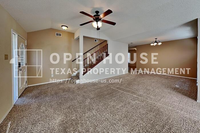 1716 Stoneway Dr - Photo 4 of 20