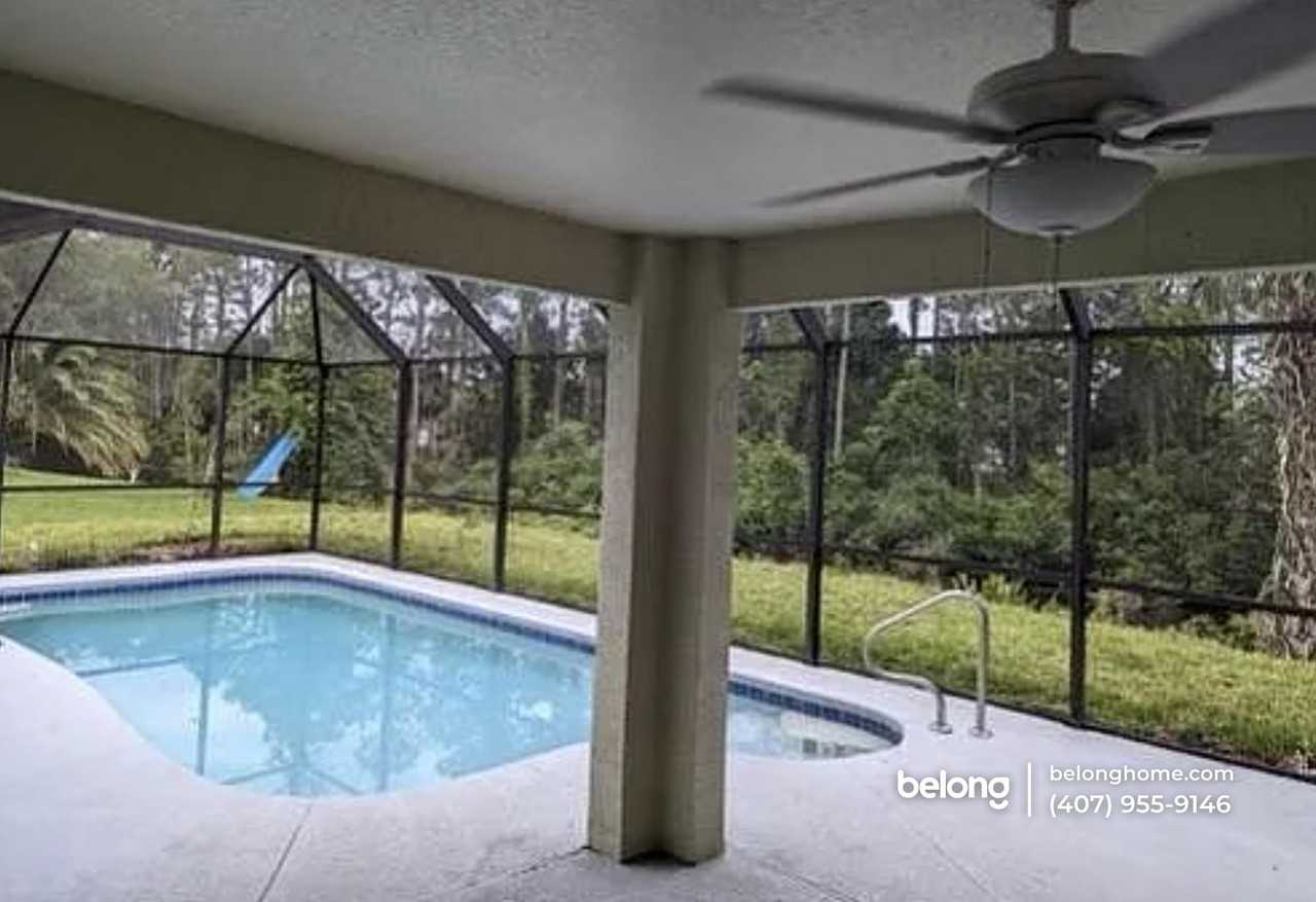 58 Raleigh Dr - Photo 2 of 10