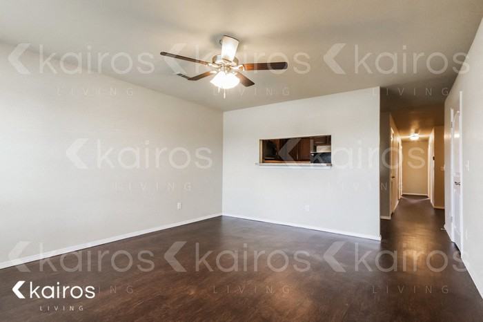 5005 E Thomas St #A - Photo 5 of 15