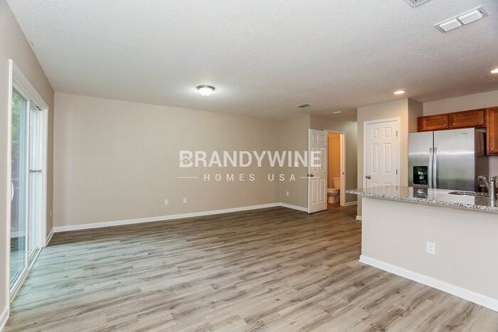 3549 Rain Forest Dr W - Photo 6 of 21
