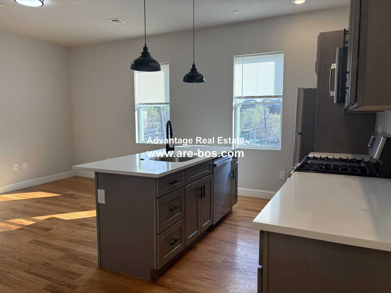 151 Crescent St #301 - Photo 4 of 13