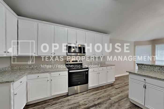408 Jeffdale Dr - Photo 7 of 20