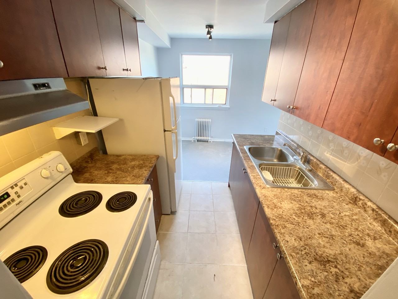 127 Scarlett Rd #4 - Photo 3 of 22