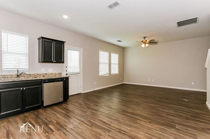 6003 Mojave Dr - Photo 4 of 17