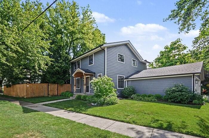 615 Davis Ave - Photo 3 of 27