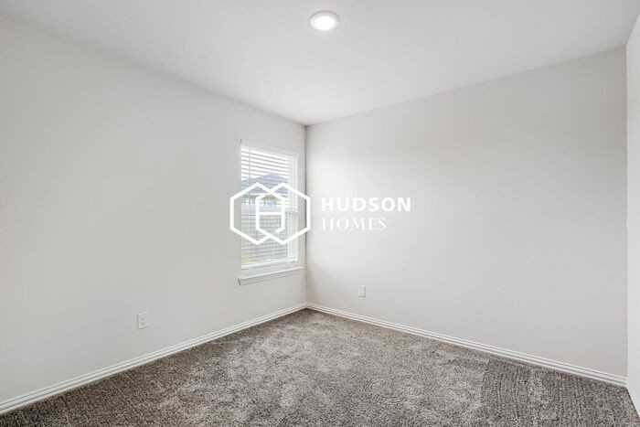 3009 Gillespie Ct - Photo 6 of 12