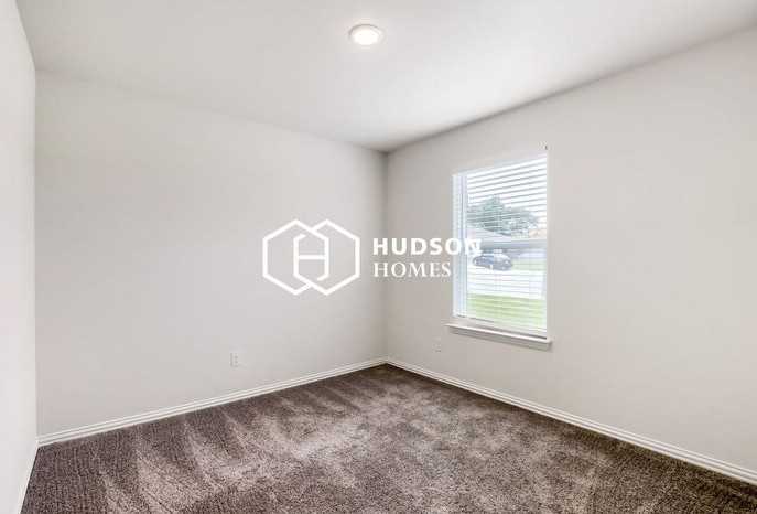 3820 Poteet Ct - Photo 6 of 12