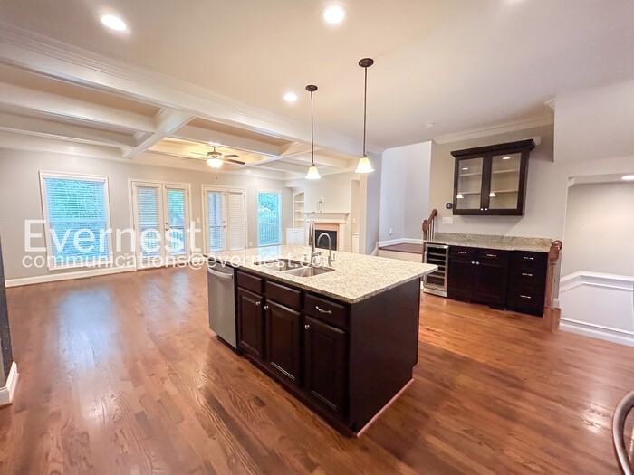 2148 W Village Ln Se - Photo 7 of 39