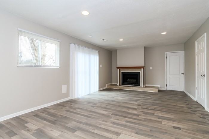 9153 Yorkridge Dr - Photo 5 of 12