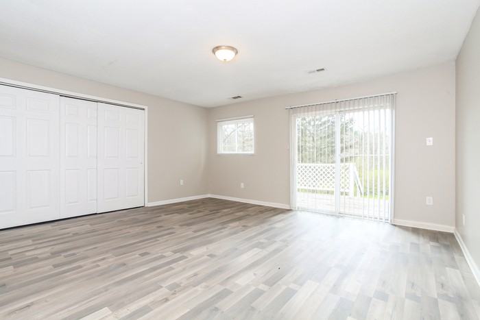 9153 Yorkridge Dr - Photo 6 of 12