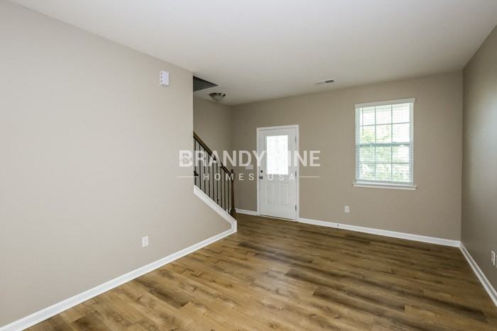 6825 Pennyroyal Way - Photo 7 of 19