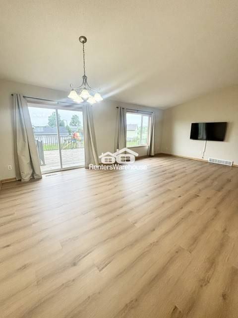 605 7th Ave Sw - Photo 5 of 39