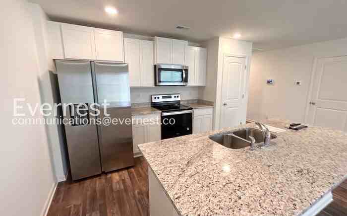 241 Koslin Loop - Photo 3 of 25