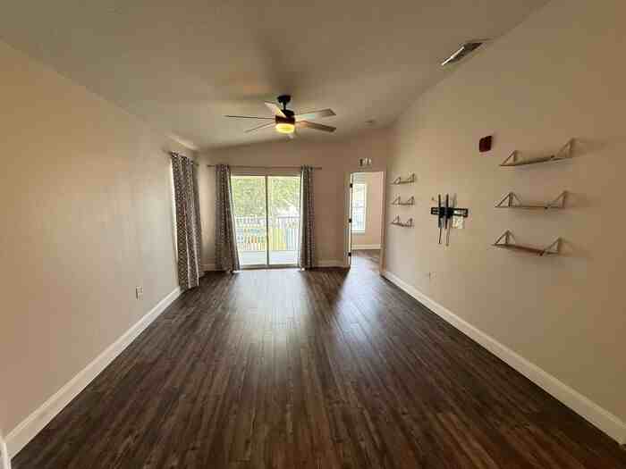 8844 Grand Palms Cir - Photo 3 of 46