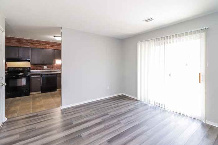 2372 Bluelark Dr - Photo 5 of 12