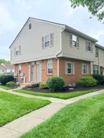 featured image of 7609 Dover Ct #7609
