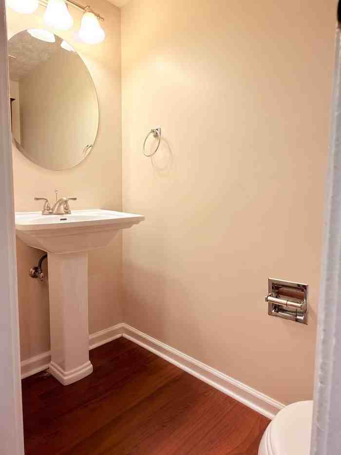 7609 Dover Ct #7609 - Photo 6 of 12