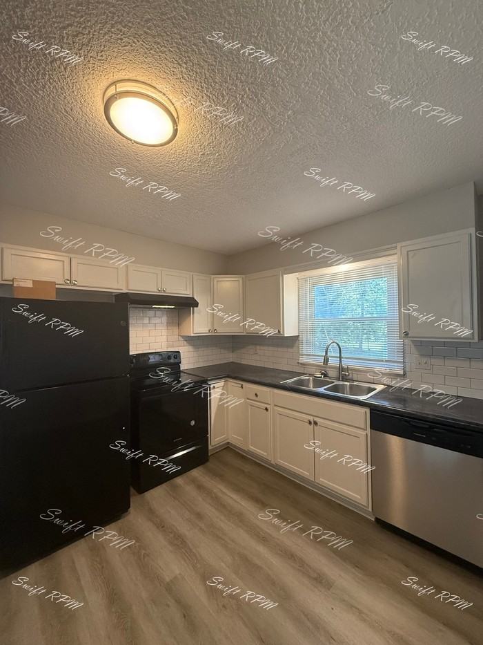 1206 E Loula St #2-1 - Photo 4 of 16