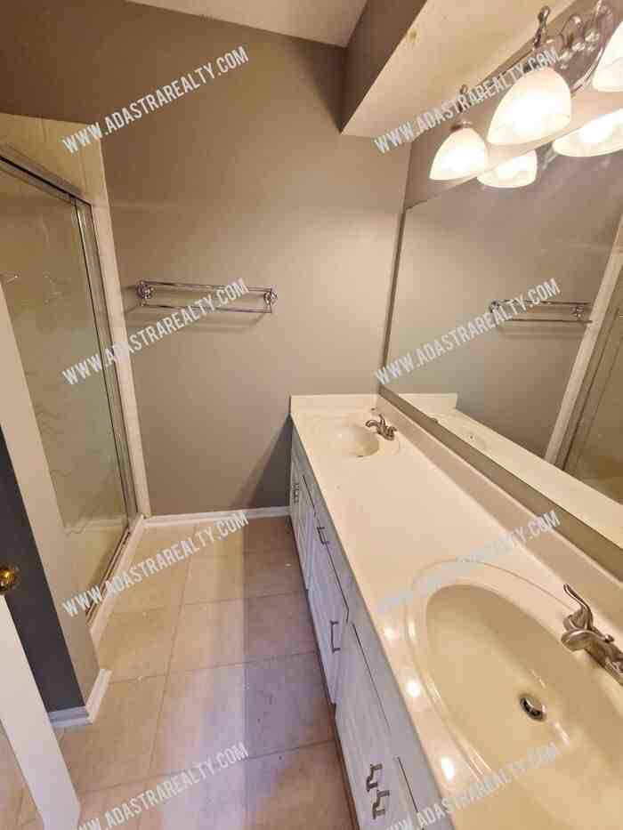 14801 W 123rd Ter - Photo 6 of 23