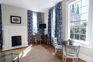 featured image of 124 E Liberty St #C