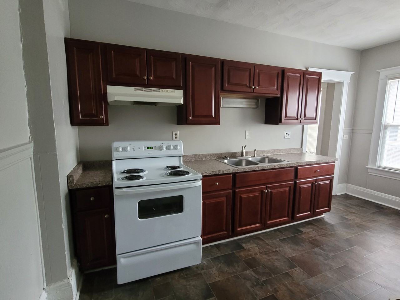 307 Ridgeway Ave #307 - Photo 2 of 6
