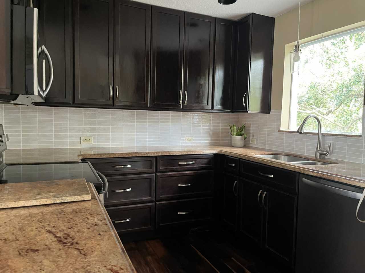 996 Mohican Blvd #NA - Photo 6 of 27