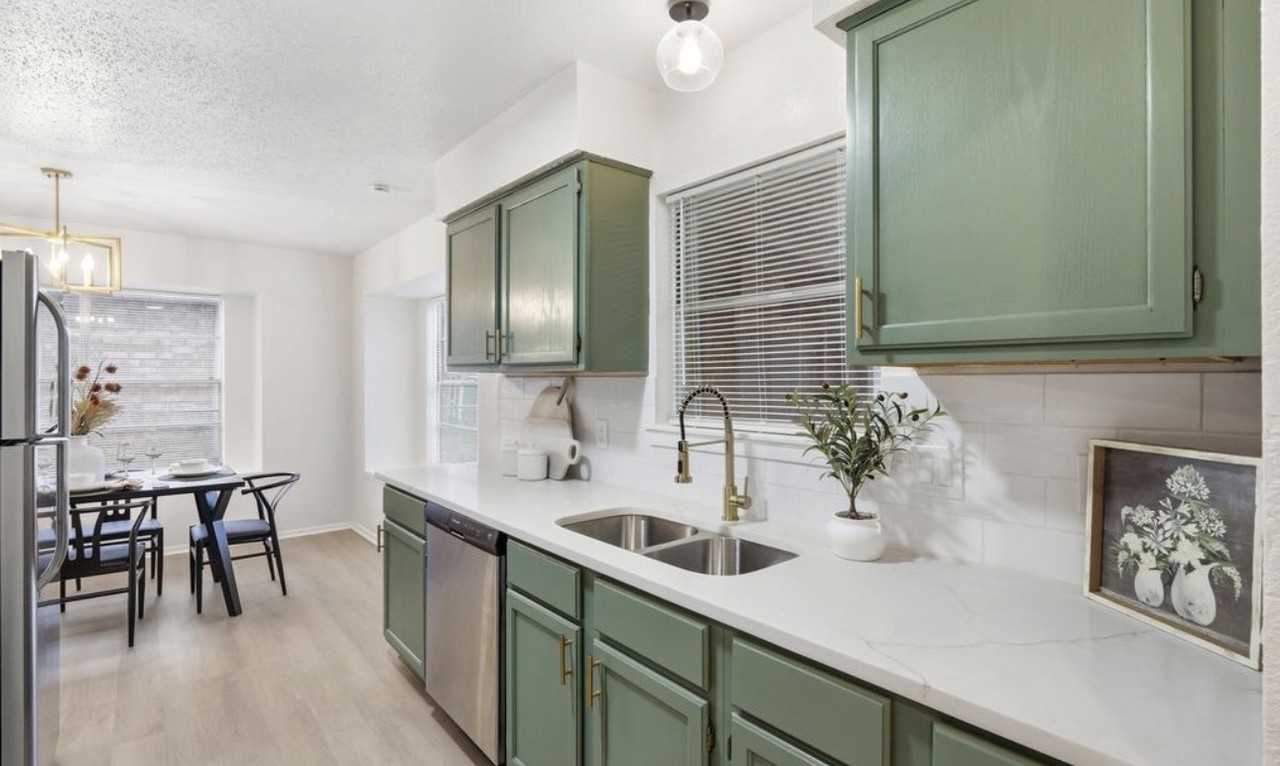 4706 Esterbrook #NA - Photo 2 of 4