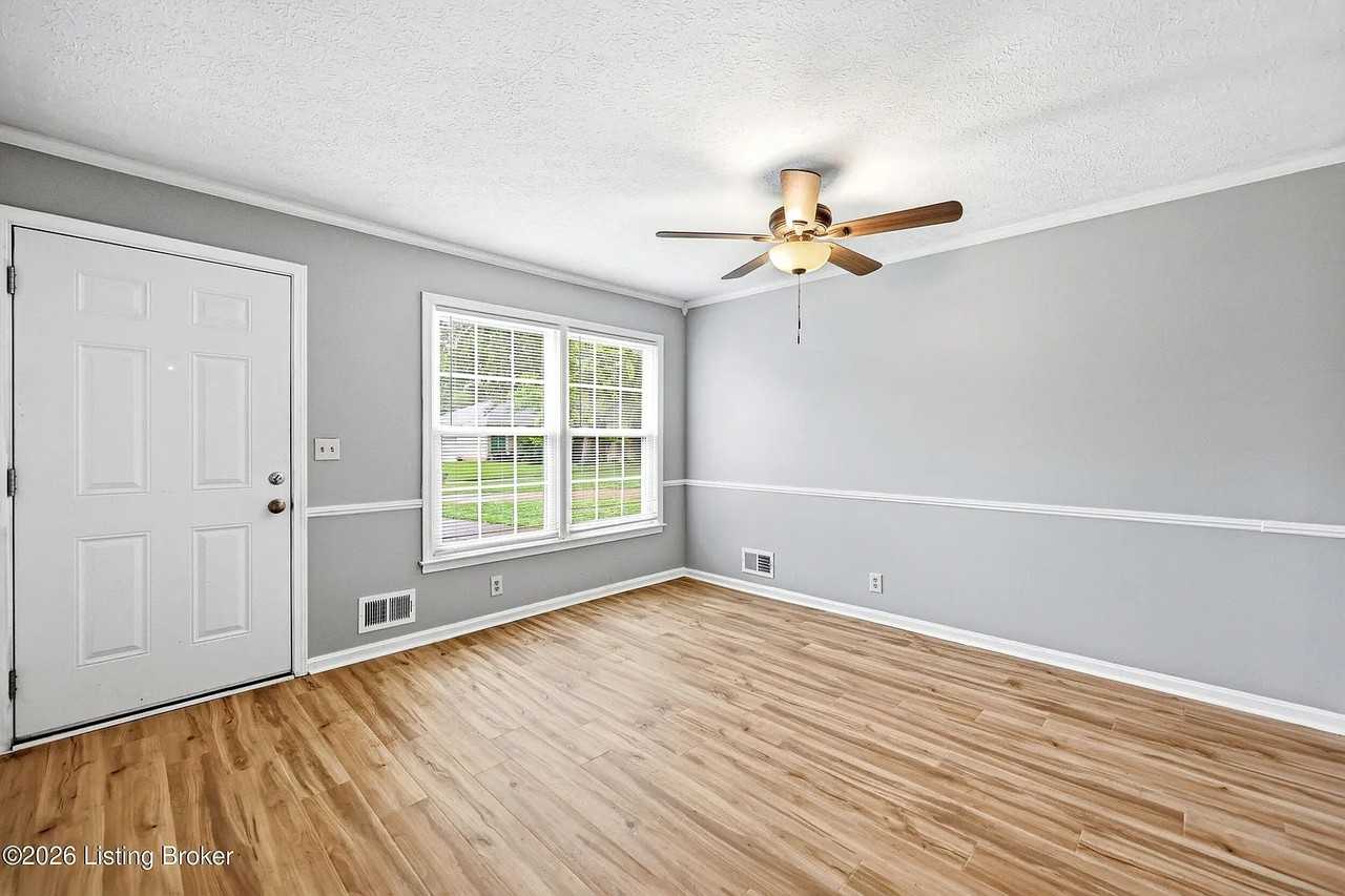 6900 Heavrin Ave #NA - Photo 2 of 8