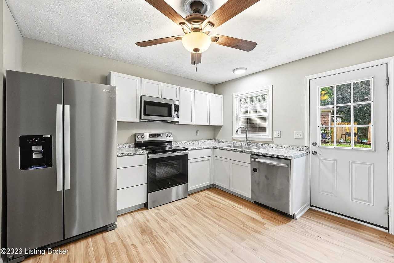 6900 Heavrin Ave #NA - Photo 5 of 8