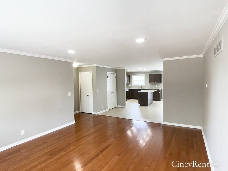 3695 Erie Ave #D - Photo 5 of 26