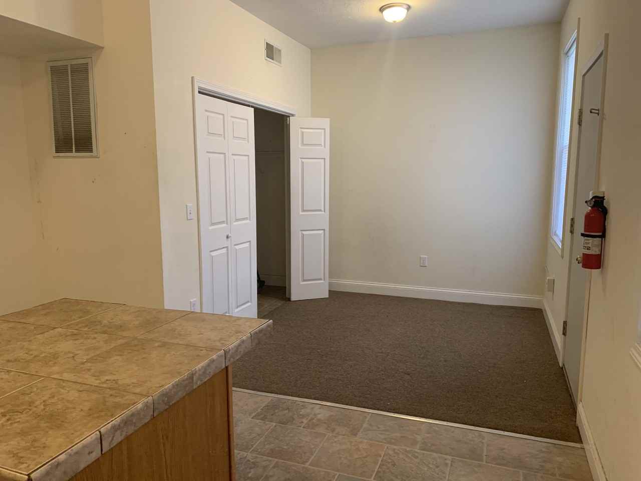 649 Midland Ave #2APT - Photo 5 of 10