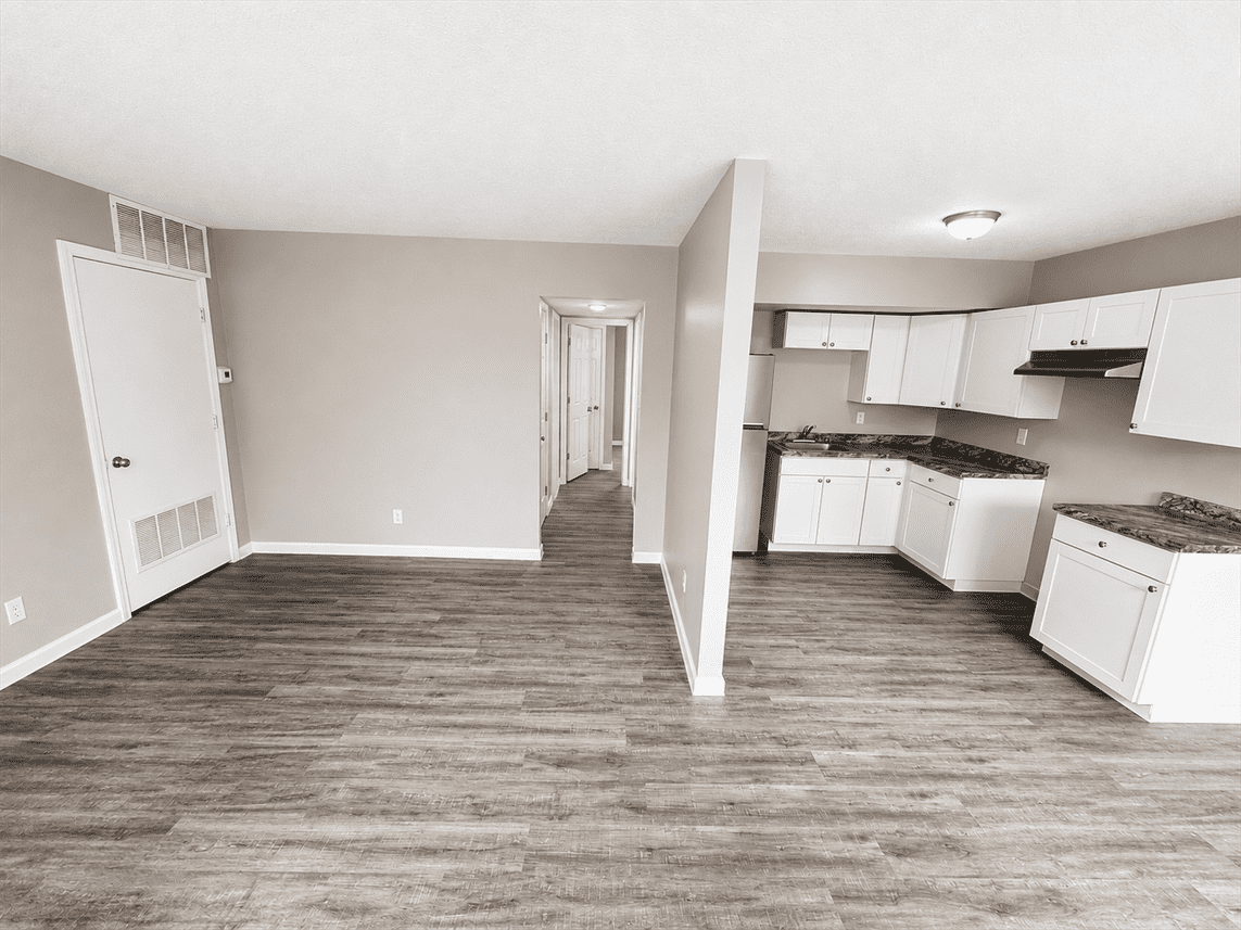 2036 Catalpa Dr #B - Photo 3 of 9