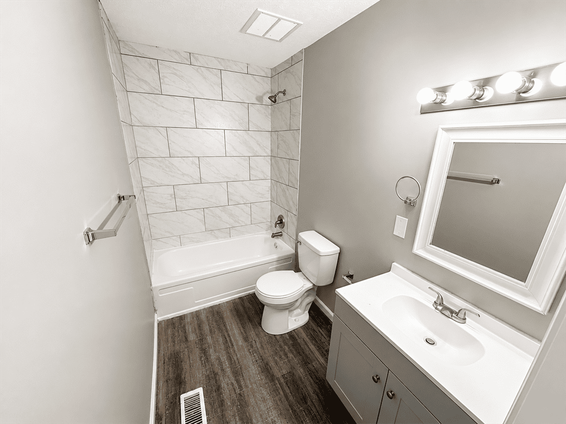 2036 Catalpa Dr #B - Photo 5 of 9