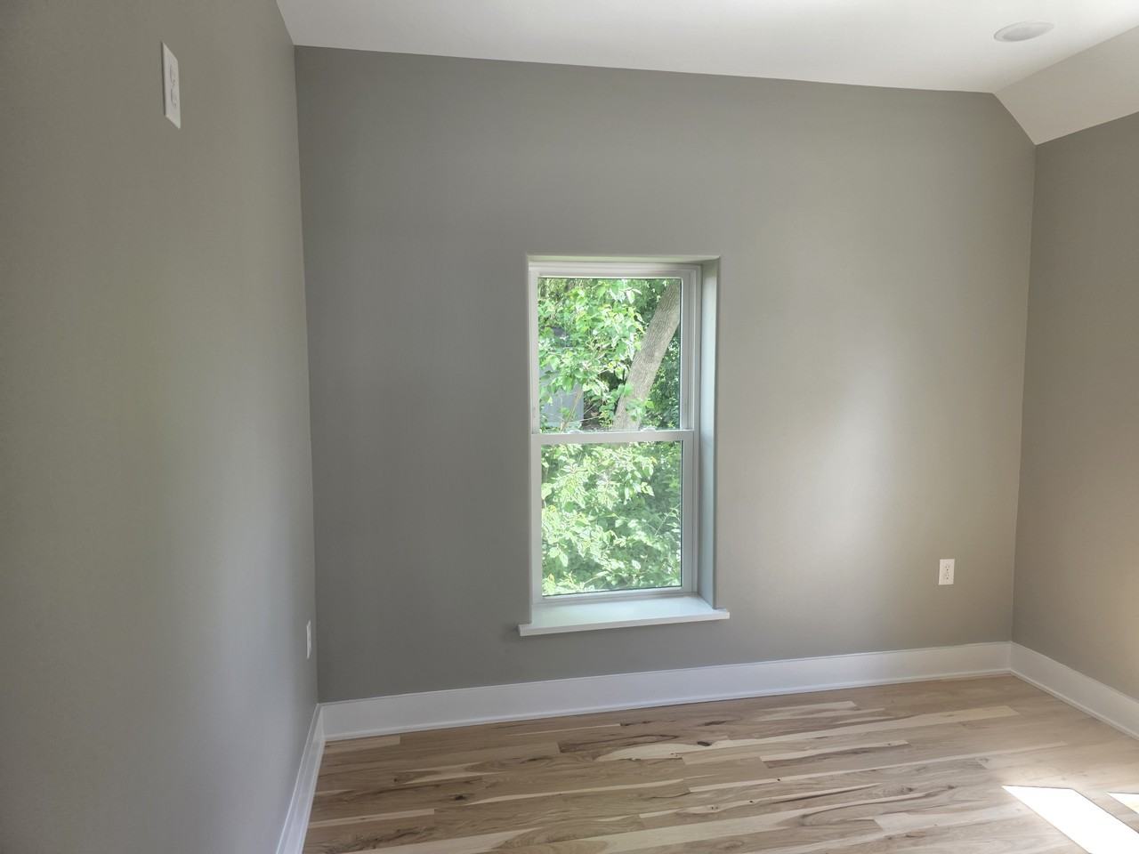 414 Park Ave - Photo 4 of 16