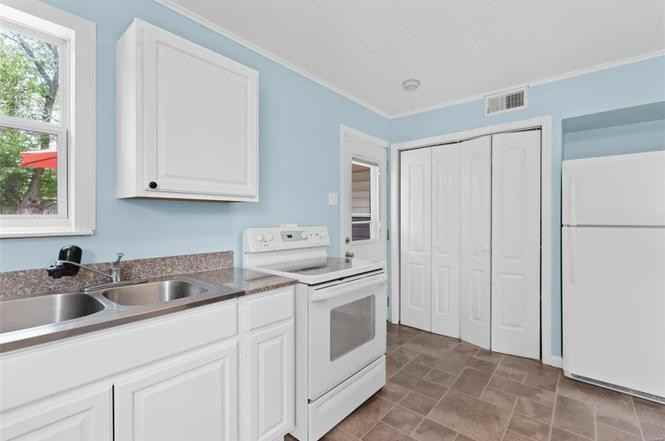 31 Warsen Ave #NA - Photo 6 of 16