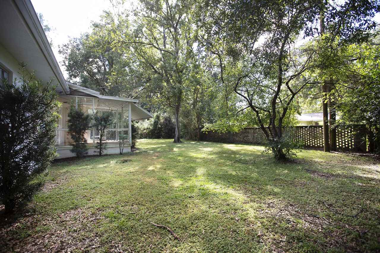 210 Nw 29th St #NA - Photo 2 of 14