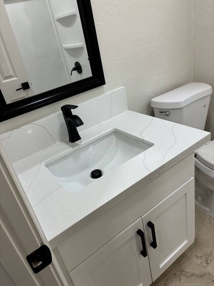 627 S Chinowth St #1 - Photo 5 of 10