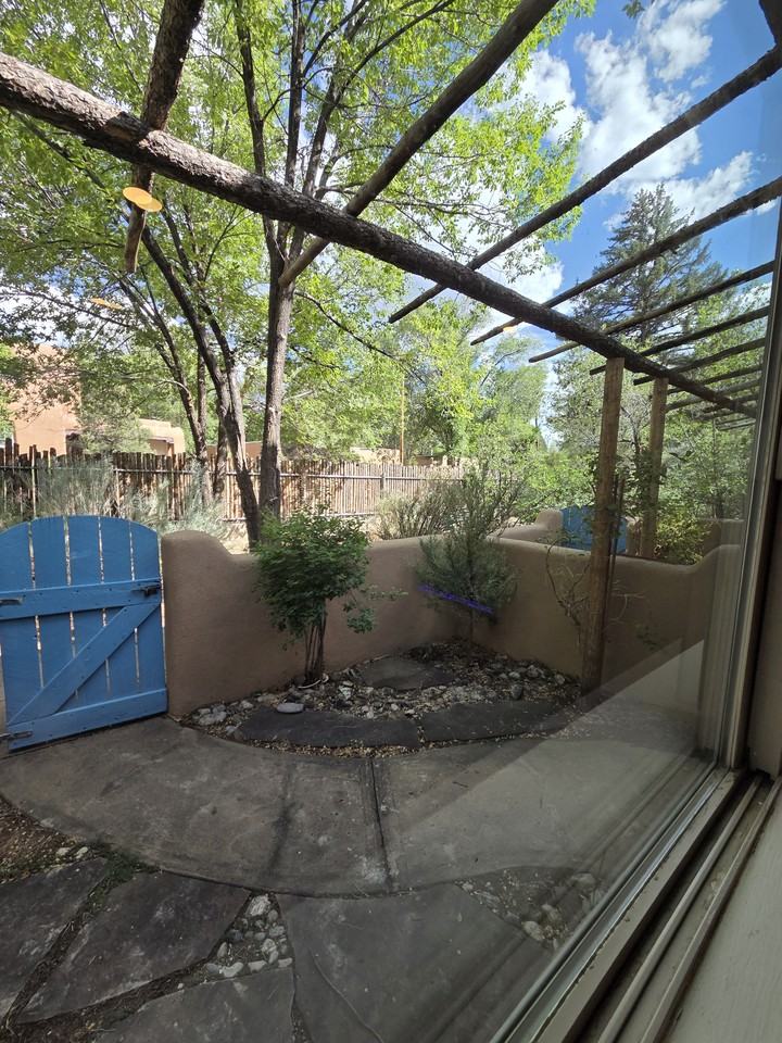222 Hinde Pl #2 - Photo 2 of 17