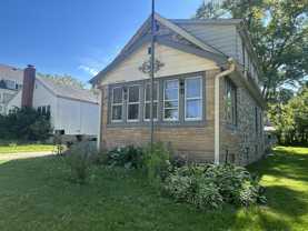 1329 S 89th St #LOWER - Photo 1 of 1