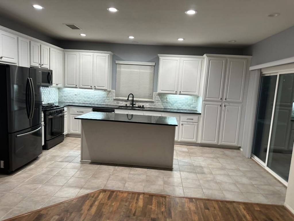 28312 Sycamore Dr #NA - Photo 4 of 8