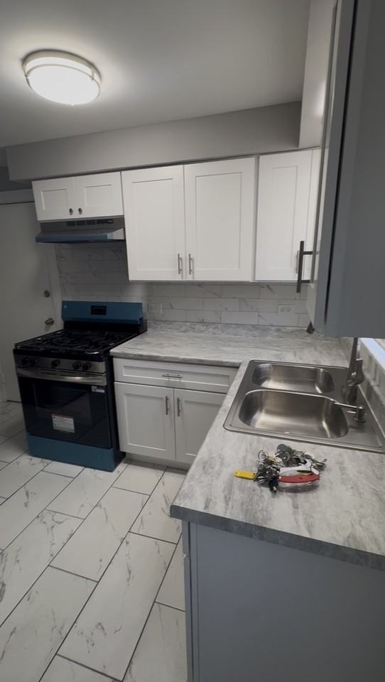 14015 S Stewart Ave #1E - Photo 3 of 9