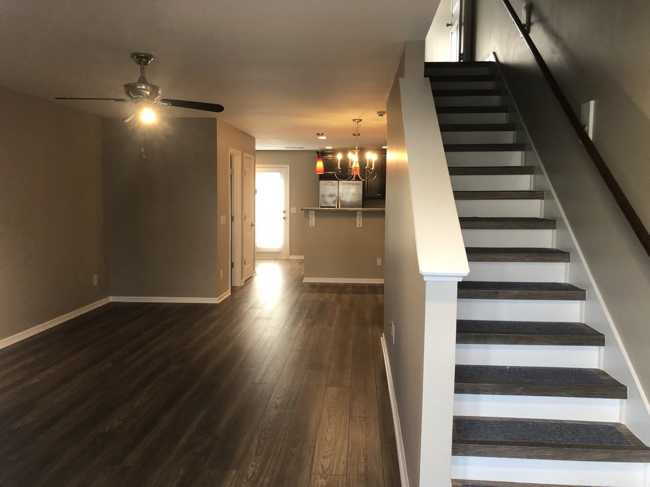 121 Shadow Creek Cv - Photo 2 of 14